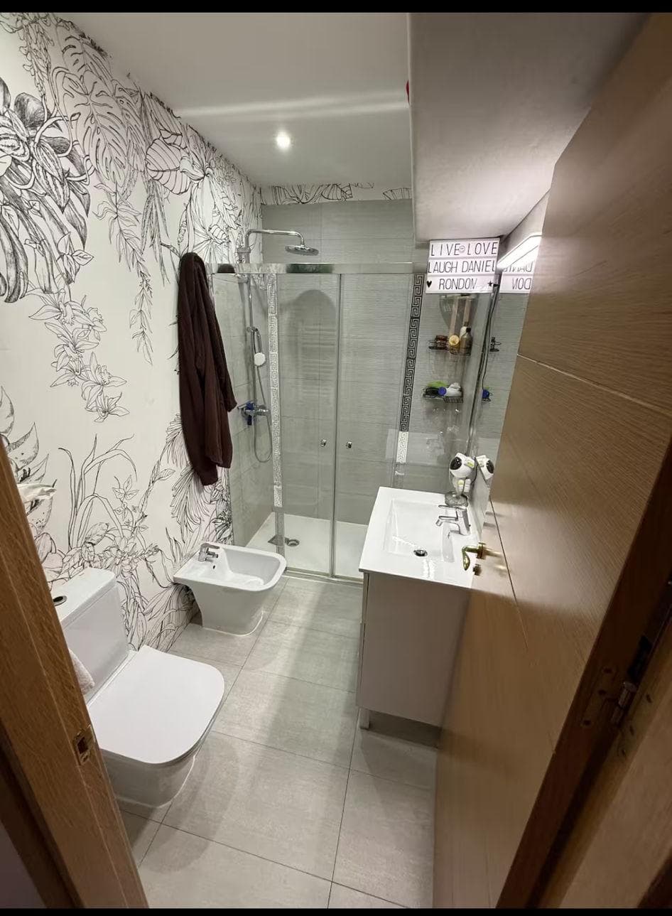 Luxury Room 1
