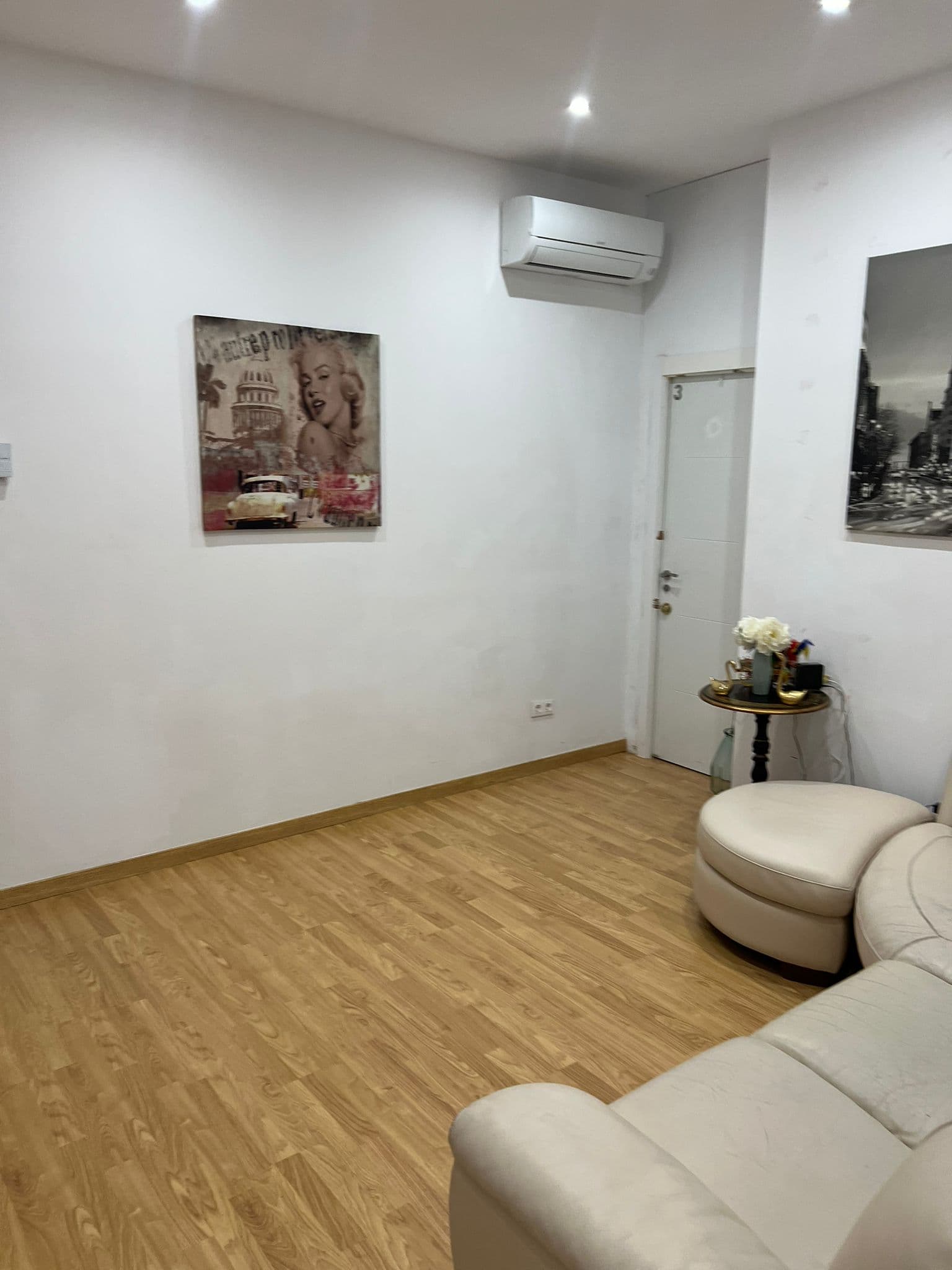 Luxury Room 2