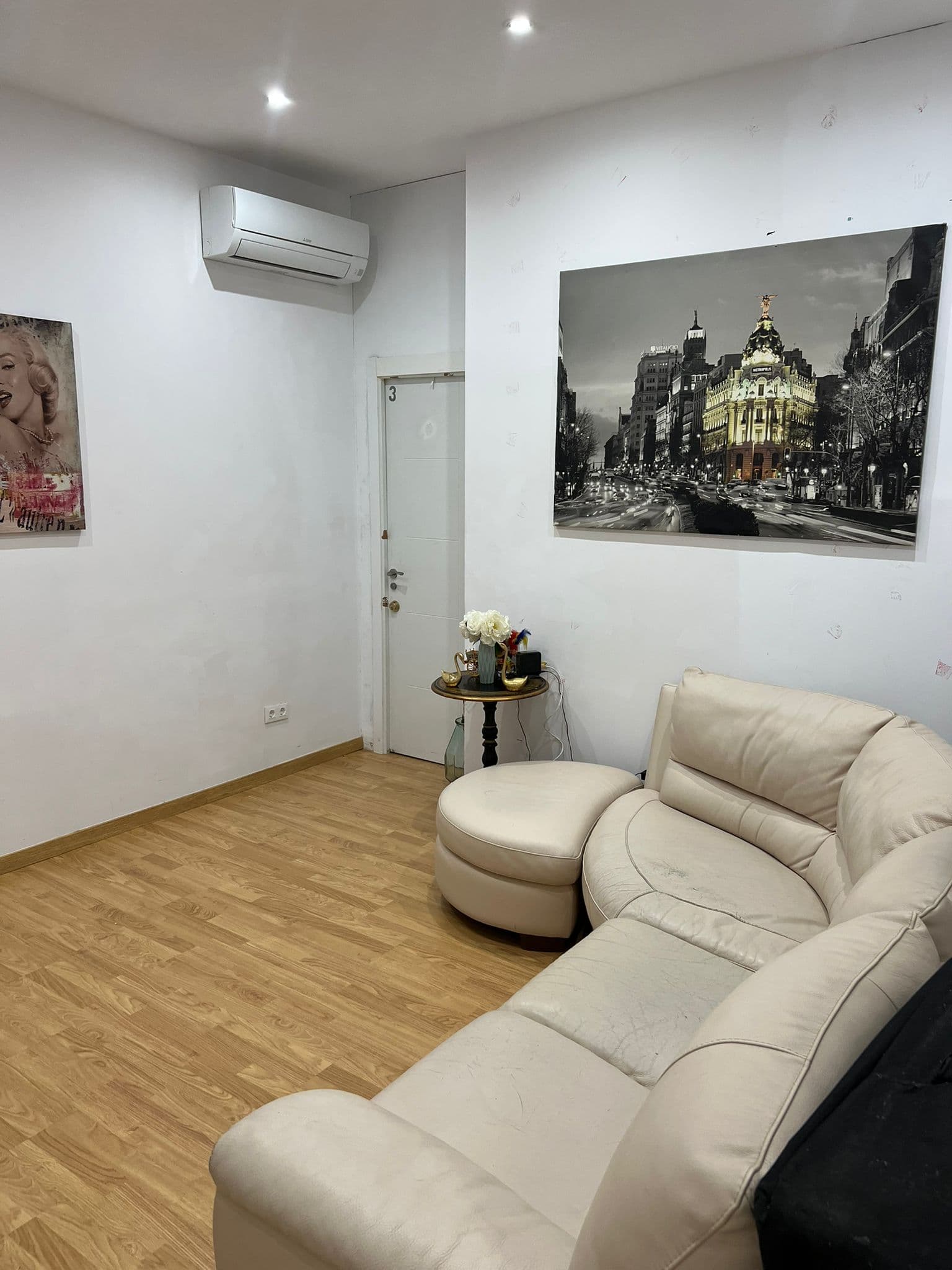 Luxury Room 2