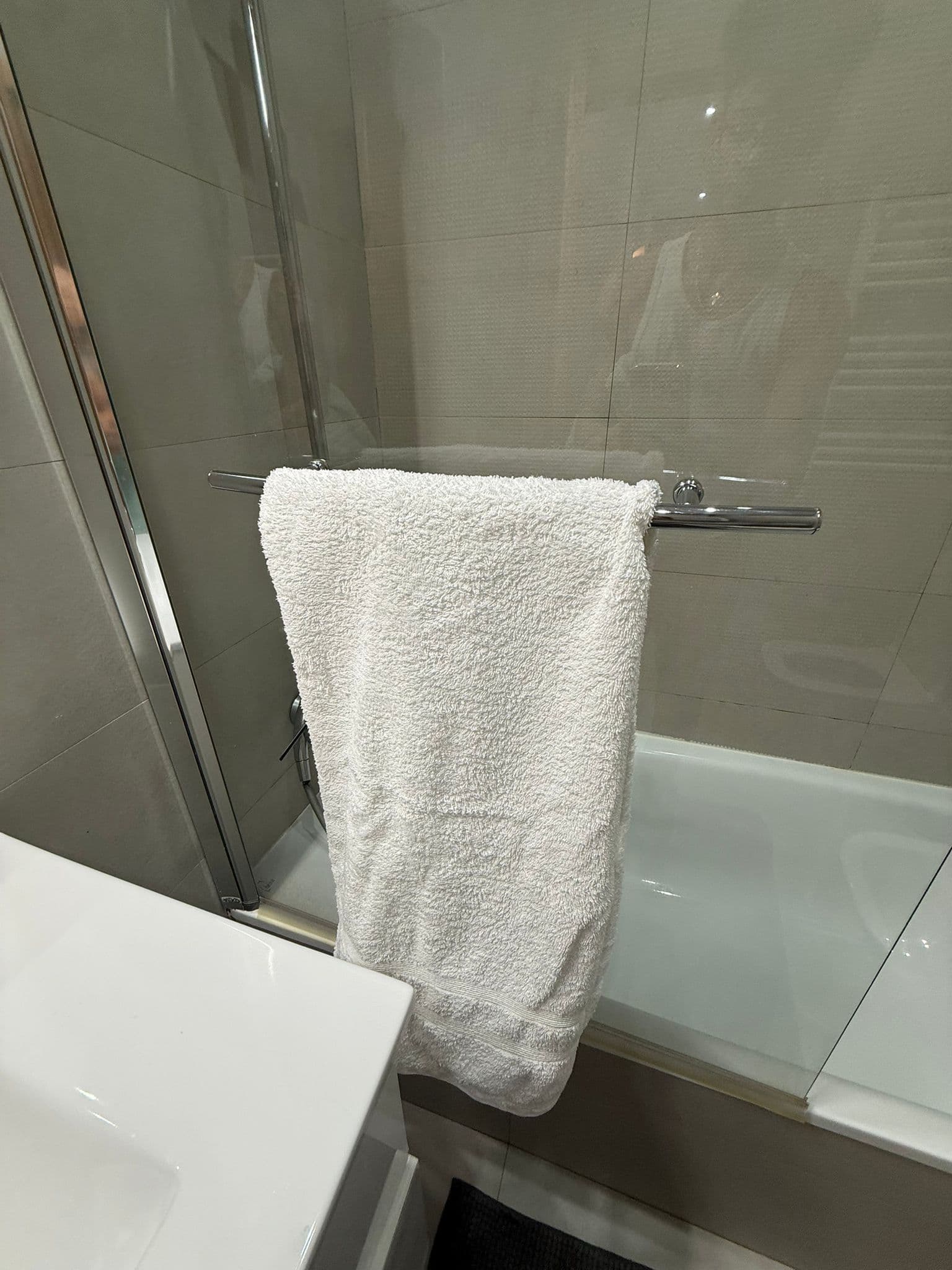 Luxury Room 2