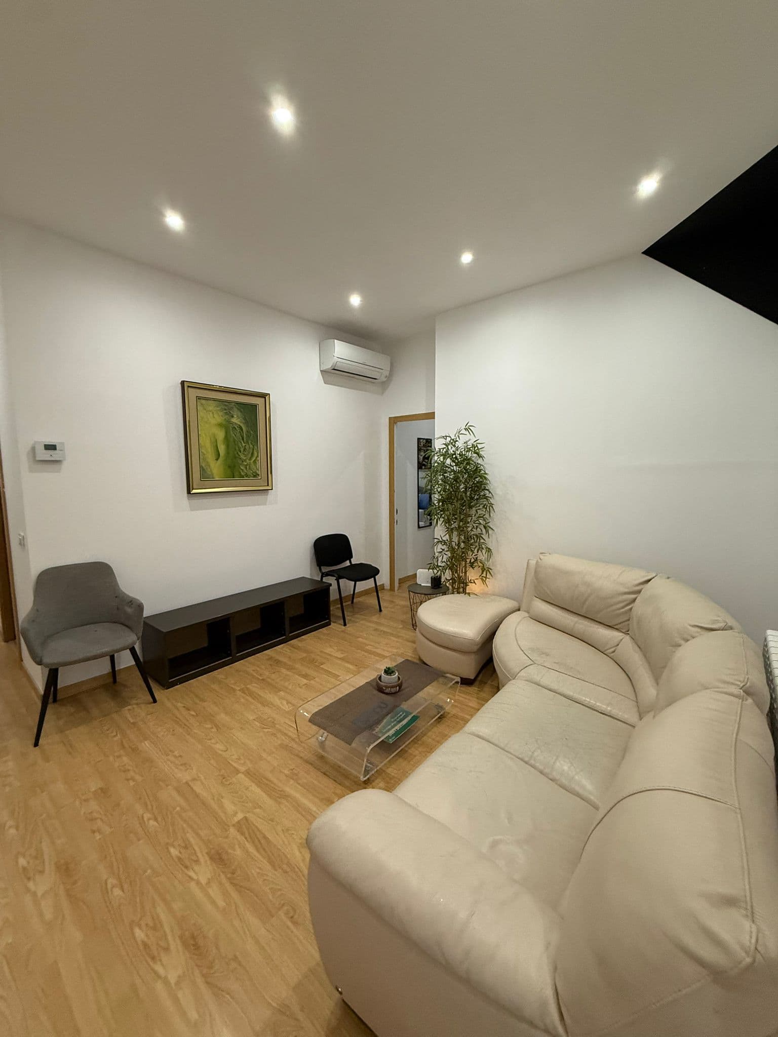 Luxury Room 3