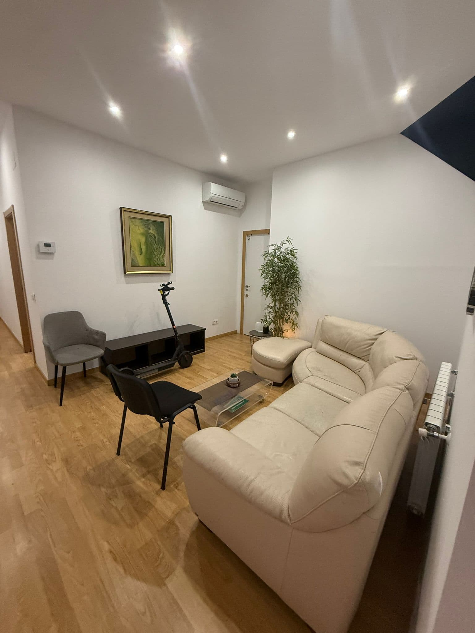 Luxury Room 4
