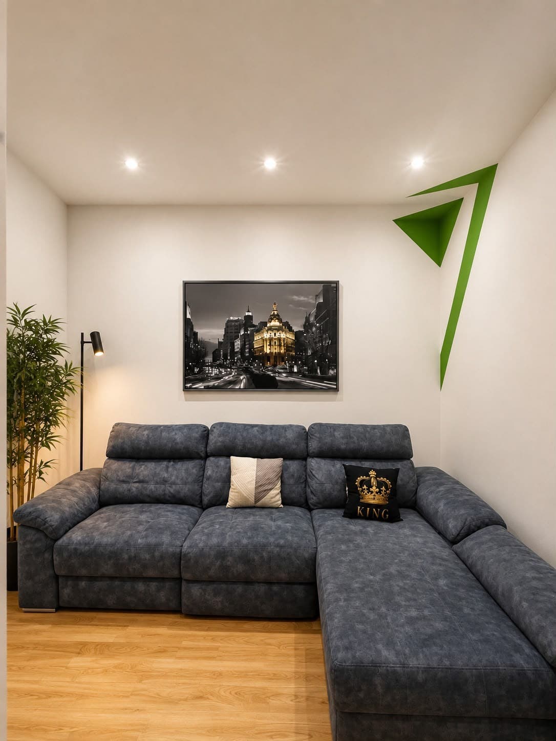 Luxury Room 8