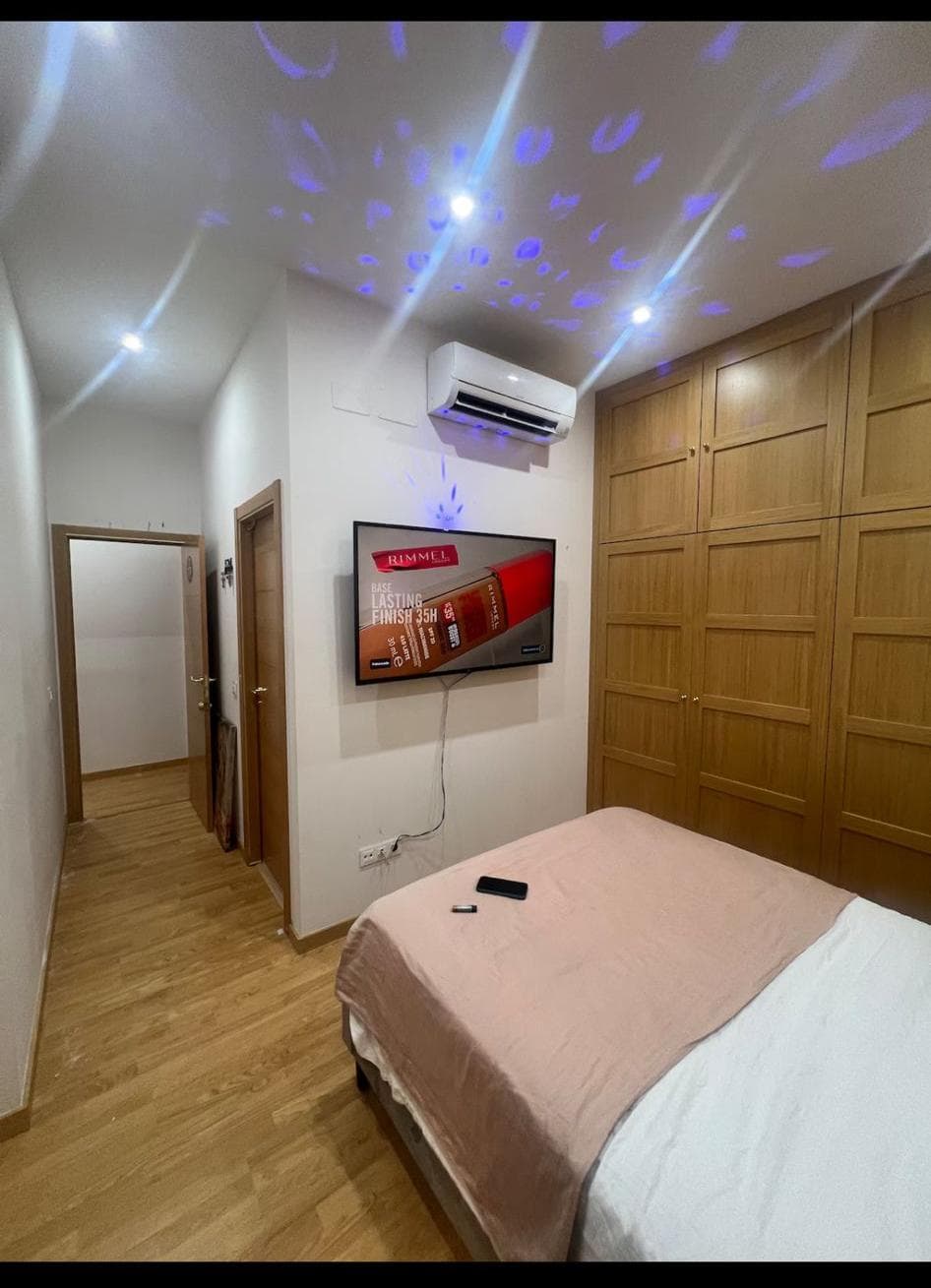 Luxury Room 1