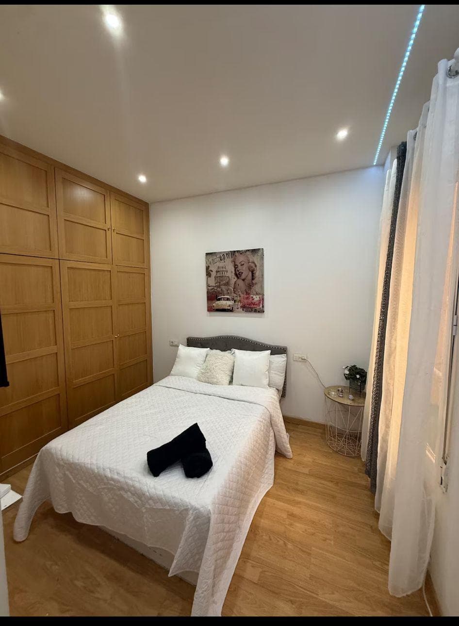 Luxury Room 1