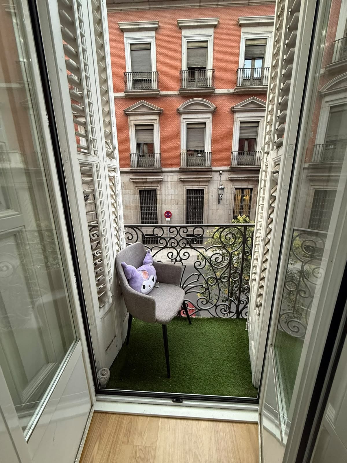 Luxury Room 8
